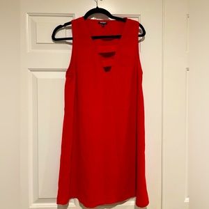 Beautiful orangey red dress with top detail! Work once! Size medium